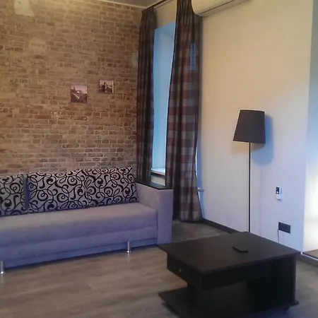 On Deribasovskoy Apartment