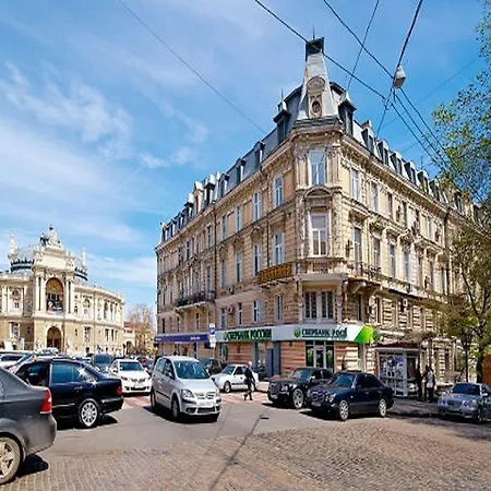 On Deribasovskoy Apartment *