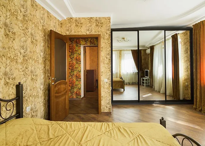 On Deribasovskoy Odessa