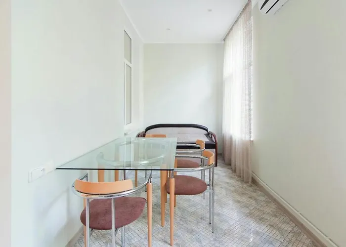 On Deribasovskoy Odesa